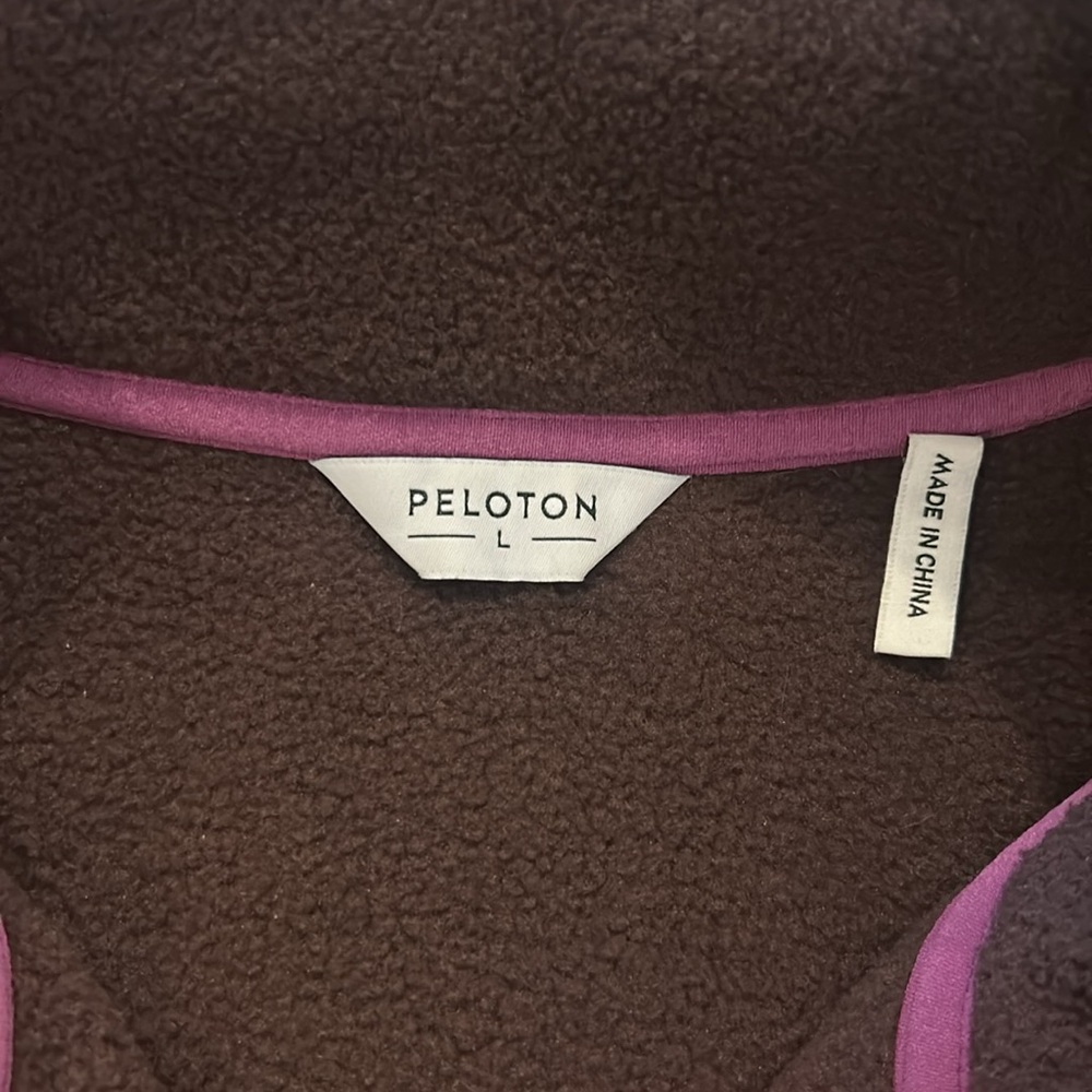 Peleton Fleece - Picture 3 of 4